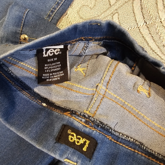 Jeans Pants - Picture 2 of 3